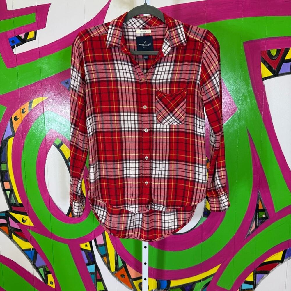 American Eagle Red Plaid Button-Up Shirt, Boyfriend Fit. Size XS. Excellent cond